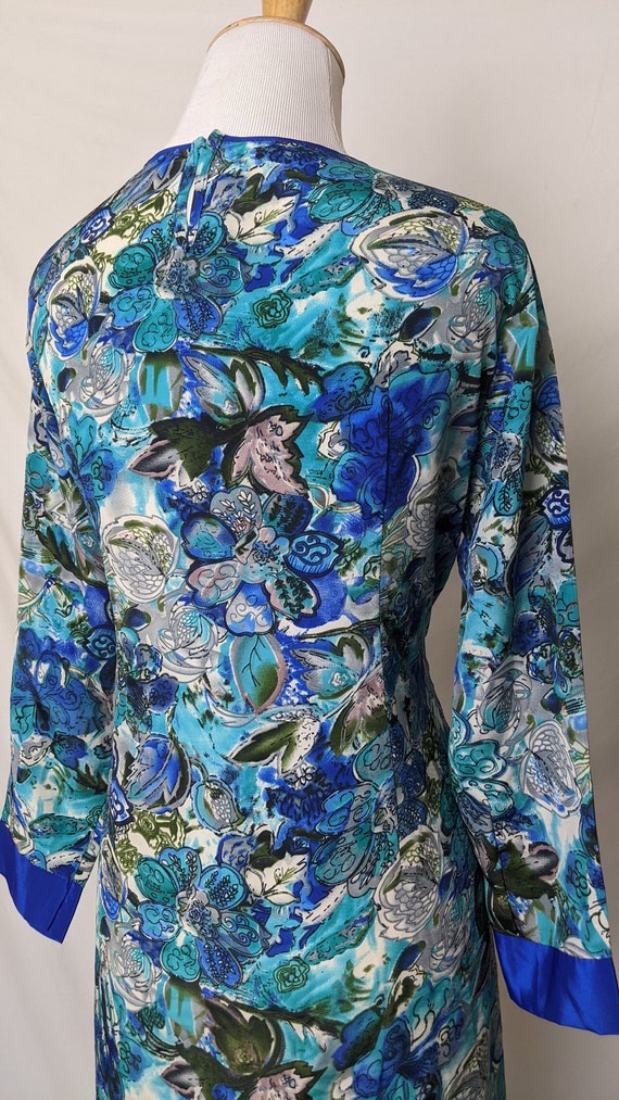 Vintage 60s 70s Tonal Blue and Teal Floral Dress - image 5