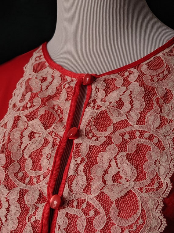 Vintage 60s 70s Red and White Lace Valentines Day… - image 2
