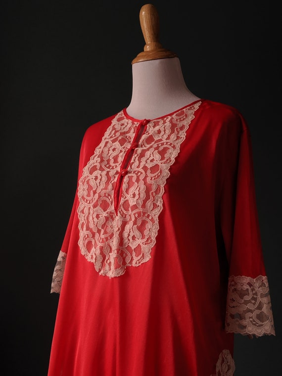 Vintage 60s 70s Red and White Lace Valentines Day… - image 3