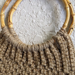 Vintage 70s Hemp Crocheted Macrame Bamboo Handle Bohemian Beach Bag Shopping Bag bamboo handles