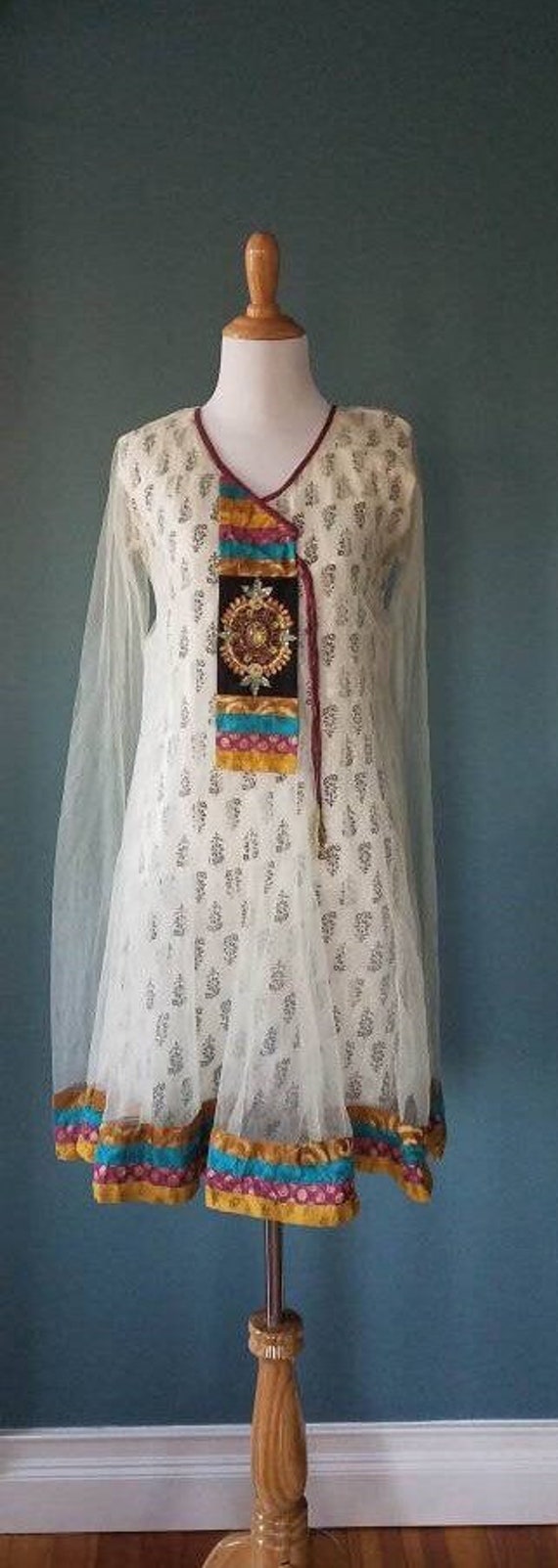 Vintage Black & White Bohemian Ethnic Dress - image 9