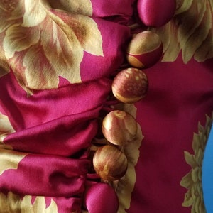 Vintage 40s Floral Silk Dress Vintage 80s Silk Red and Gold Floral Dress image 9