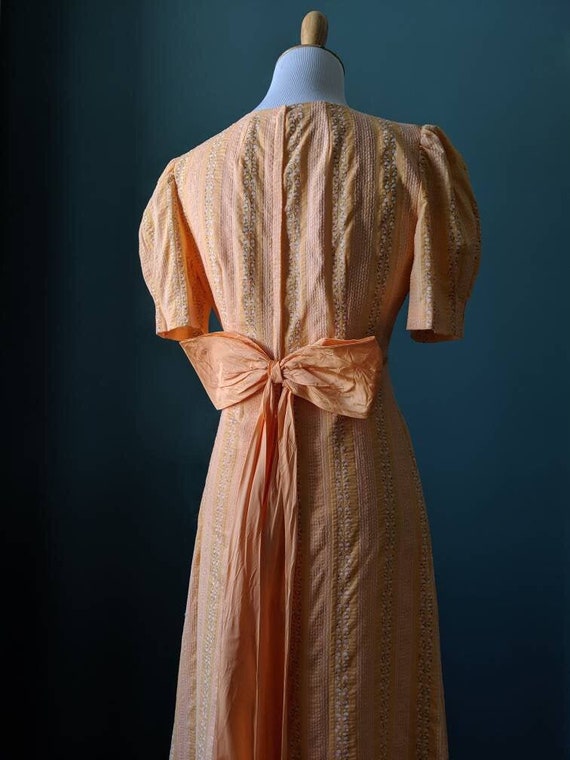 Vintage 60s 70s Floral Calico Cantaloupe Tangerine