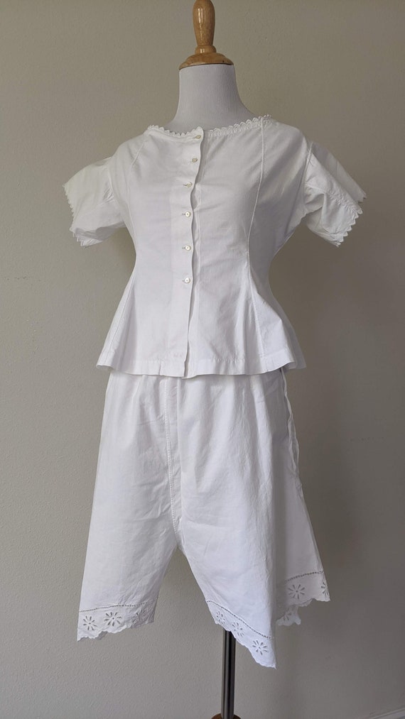 Antique Victorian Edwardian Embroidered Cotton Co… - image 3