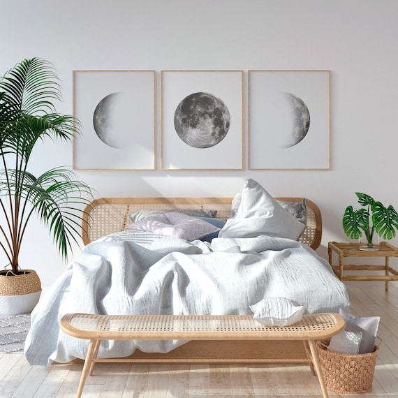 Bedroom artwork clearance above bed