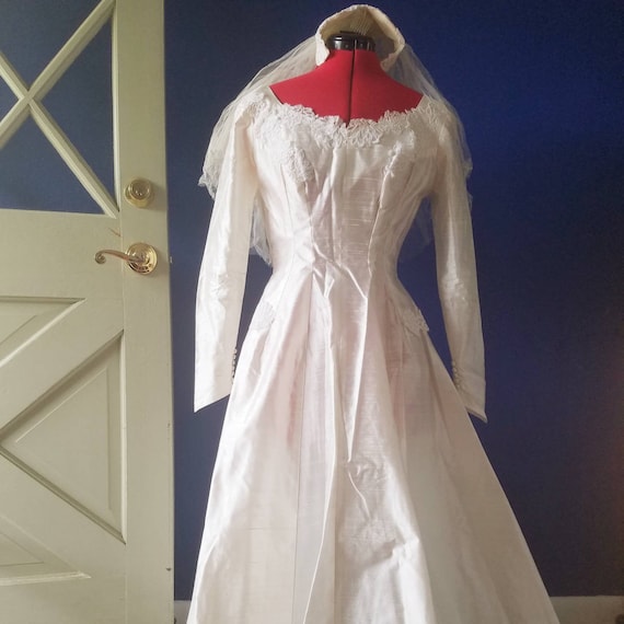 Vintage 1950s Wedding Dress Lord and Taylor A-line