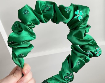 St Patrick’s Day ruffled green headband with shamrocks