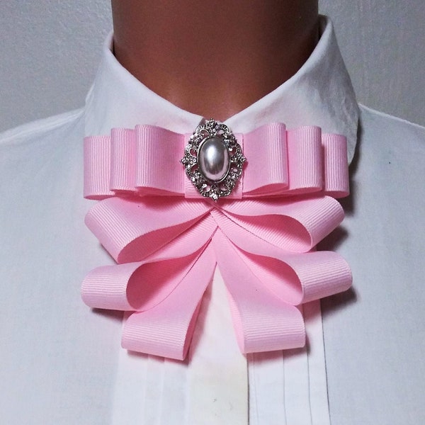 ribbon bow tie brooch