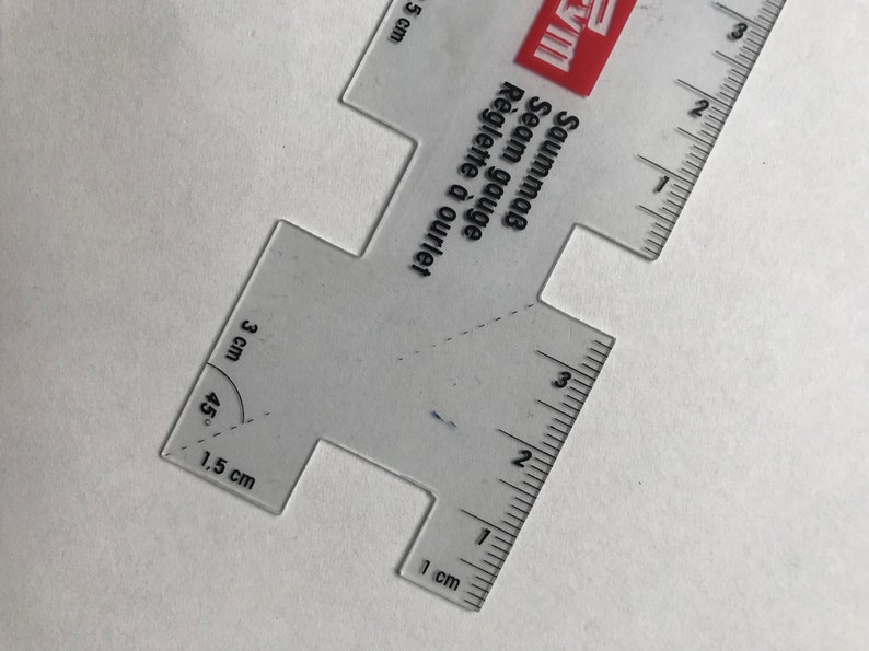 create perfect seams skirt seams -curtain seams -skirt pleats Prym Transparent Sewers Seam Gauge portable seam gauge Mini Seam gauge