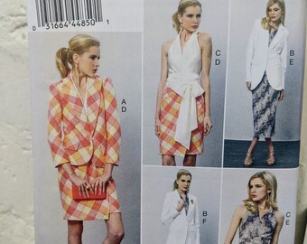 Size 6-8-10 lined jacket 90/'s Vogue Woman 3 piece suit Uncut skirt and pants Sewing Pattern 8887