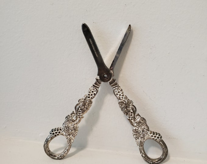Vintage Brama England Grape Scissors Vintage Flate Ware Ornate