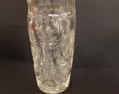 Vintage Crystal Vase Cut Glass Scallop Edge 8 Inch Crystal Hobstar Vase Home Decor Elegant Table Settings