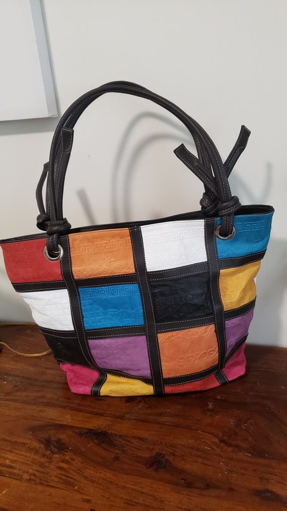 Patchwork Faux Leather Tote: Multi-Toned Moda Bel… - image 9
