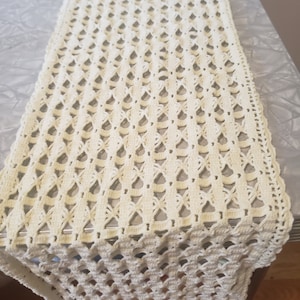 Vintage Pale Yellow Crochet Table Runner with Fringe (11 x 58 inches)
