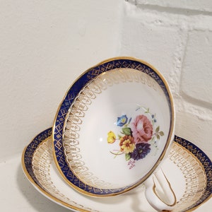 Royal Grafton Tea Cup Set Blue With Gold Band Rose Centre Tea Cups