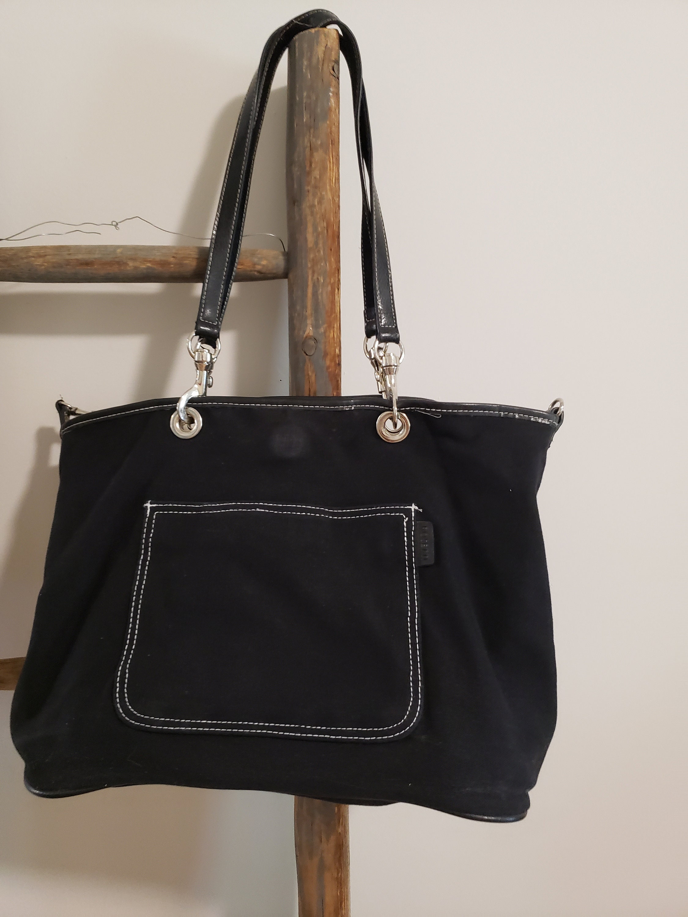 COOOH Womens Leather College Style Rosetti Shoulder Bag High Quality  Designer Handbag With Large Capacity Top Original 10A CH142 From  Overseasbags000, $46.64 | DHgate.Com