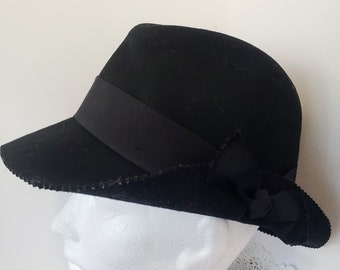 Vintage Anita Pineault Canada Felt Flower Hat Black Size 20  display picture 3