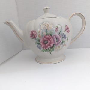 Théière vintage Royal Oak Swirl : fleurs de pavot et de marguerite