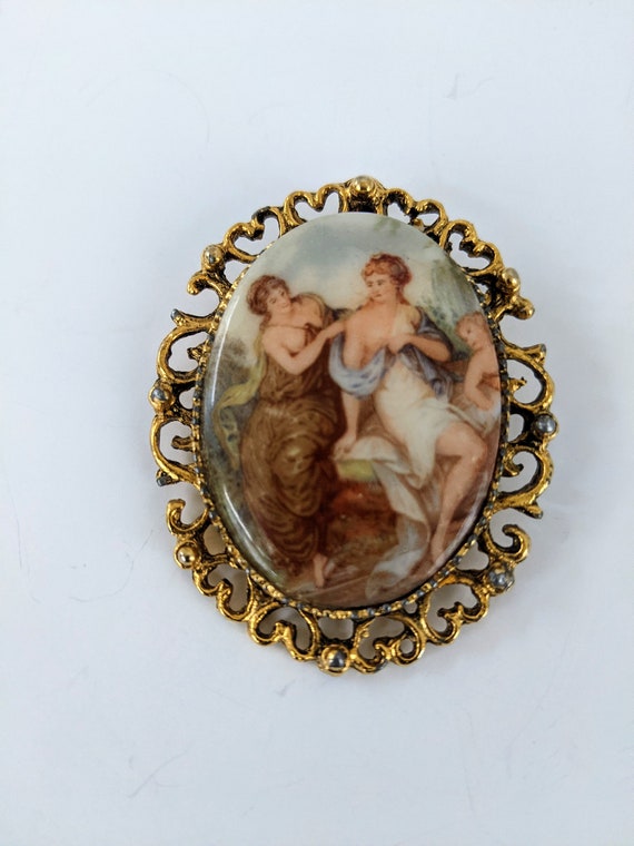 Porcelain Vintage Oval Brooch Early Modern Period 