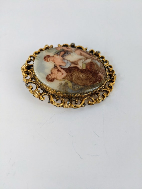 Porcelain Vintage Oval Brooch Early Modern Period… - image 3
