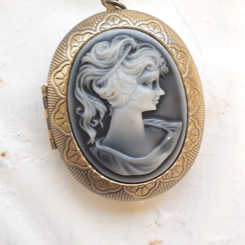 Carved Locket Cameo - Etsy Canada
