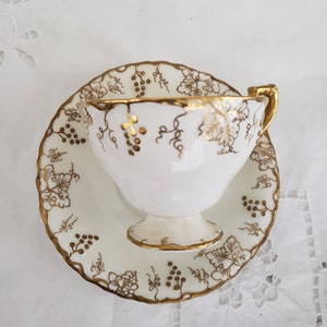 Royal Crown Derby &quot;Vine&quot; Tea Cup Saucer