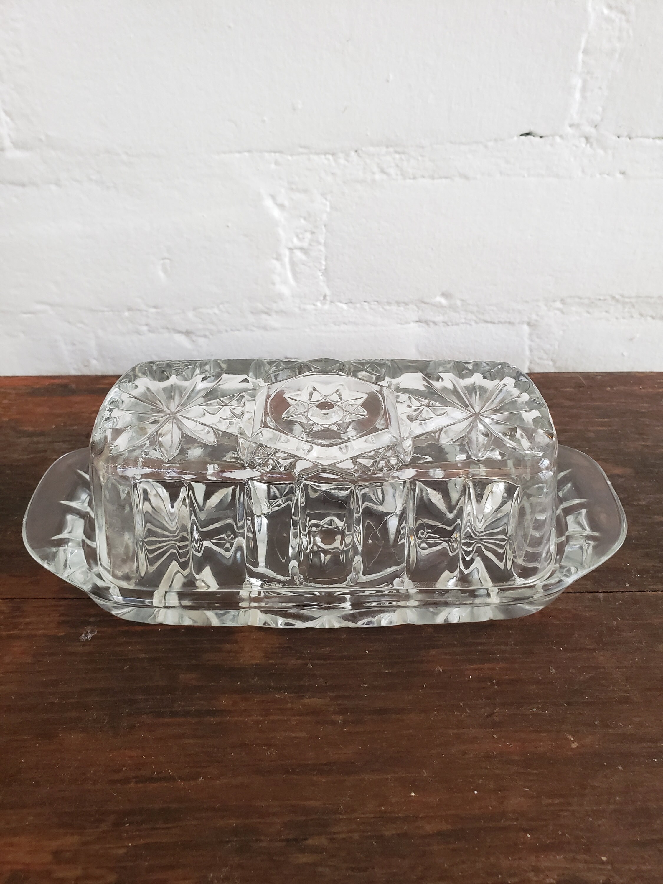 JD Europe Glass Butter Dish with Lid 
