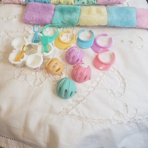 Quints Accessory Lot Vintage Tyco Toys Beach Accessories Sun Visor Sand Pail Blanket Helmets Simple Fun Toys 90s Tyco Quints Lot