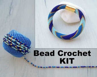 Kit de crochet de perles de bracelet DIY dans les tons bleus - Kit de bracelet à motif géométrique - Artisanat pour adultes Idée cadeau fête des mères - bracelet Cadeau DIY