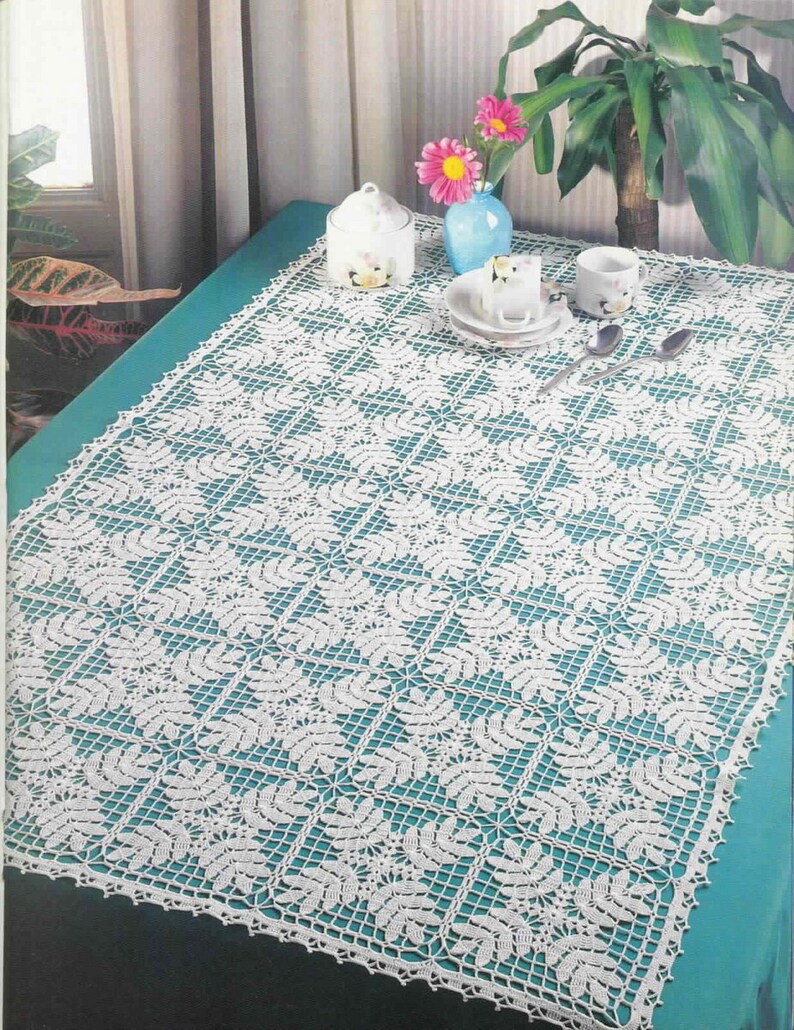 Vintage Crochet Pattern Lace Tablecloth Size 40 X 255 Etsy