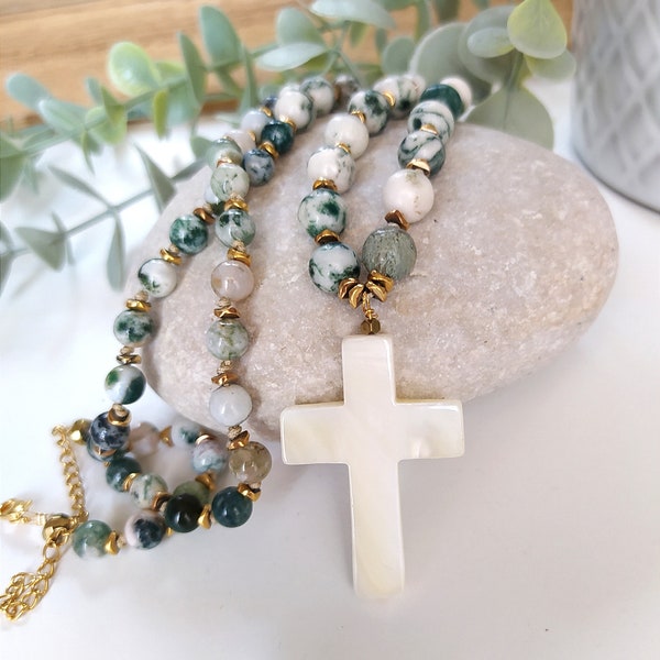 Collier Sautoir Perles Agate mousse et pendentif croix