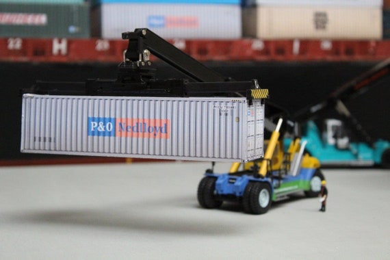 Brekina Herpa 40‘ Container P/&O Neddloyd