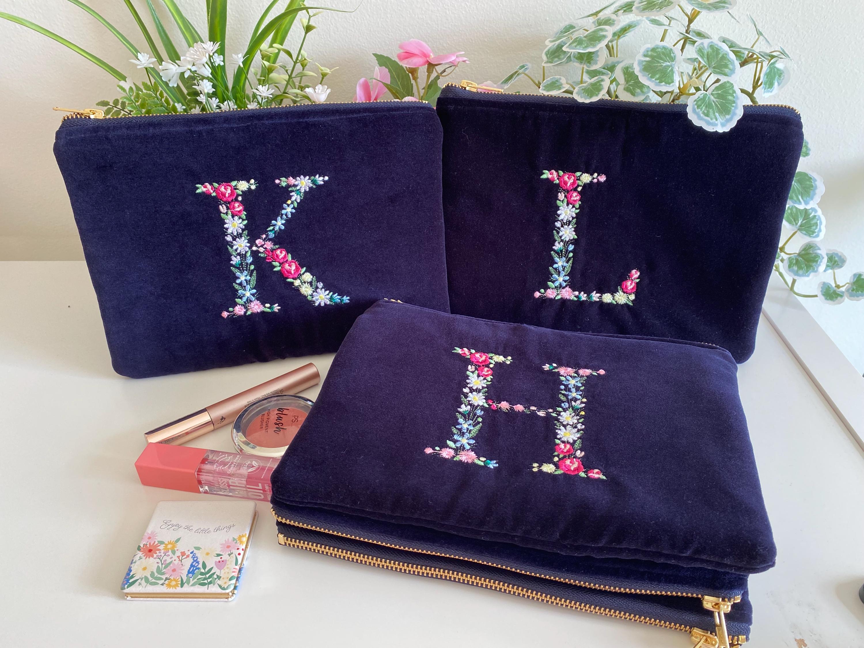 【Elizabeth Scarlett】Velvet コインケース ミニポーチ Elizabeth Scarlett Mini Pouch | Official Store