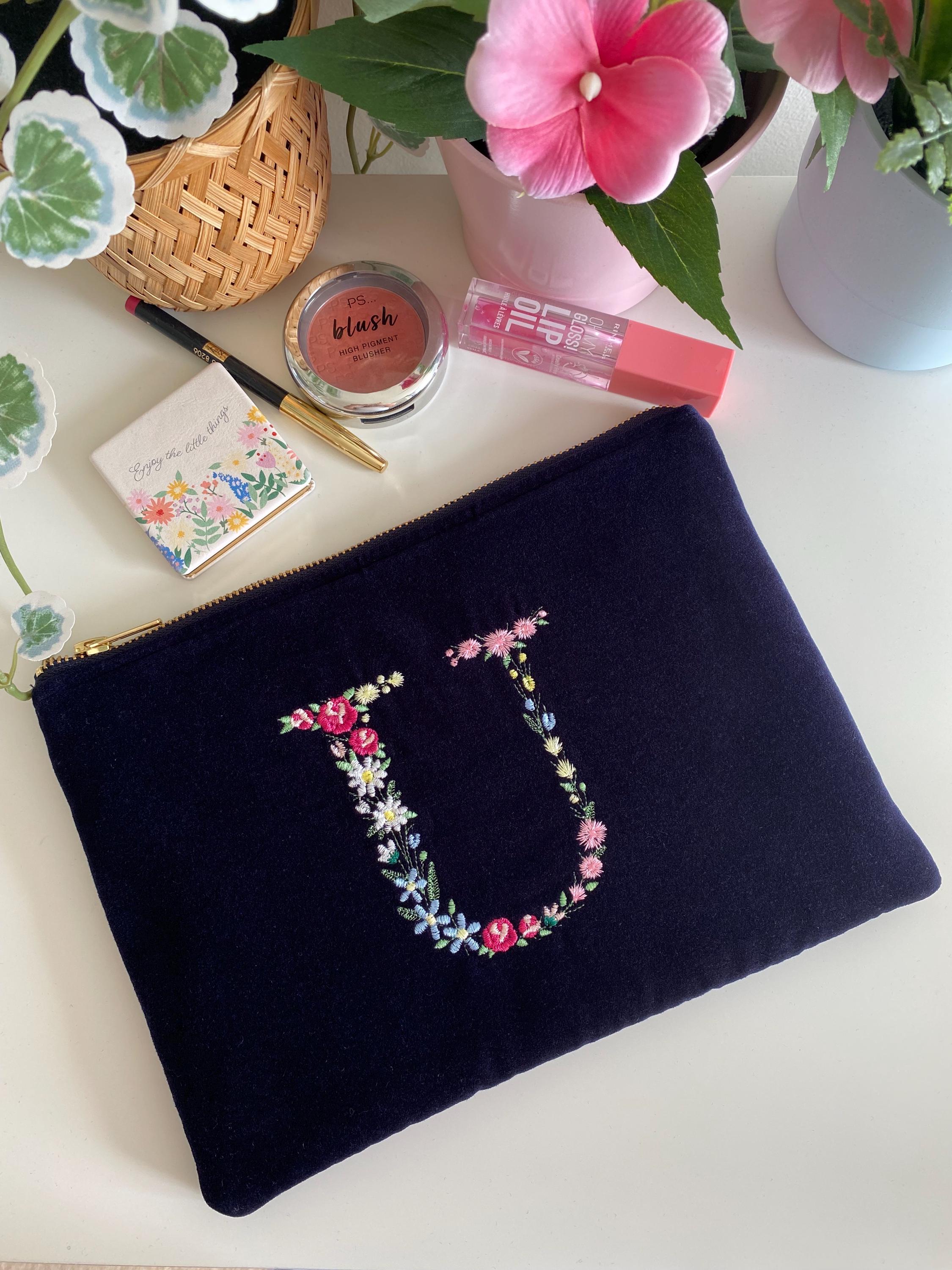 【Elizabeth Scarlett】Velvet コインケース ミニポーチ Elizabeth Scarlett Mini Pouch | Official Store