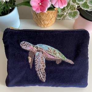 Luxus Samt Beutel, gestickte Schildkröte Kosmetiktasche, Federmäppchen, Freundin Geburtstagsgeschenk, Abschlussgeschenk