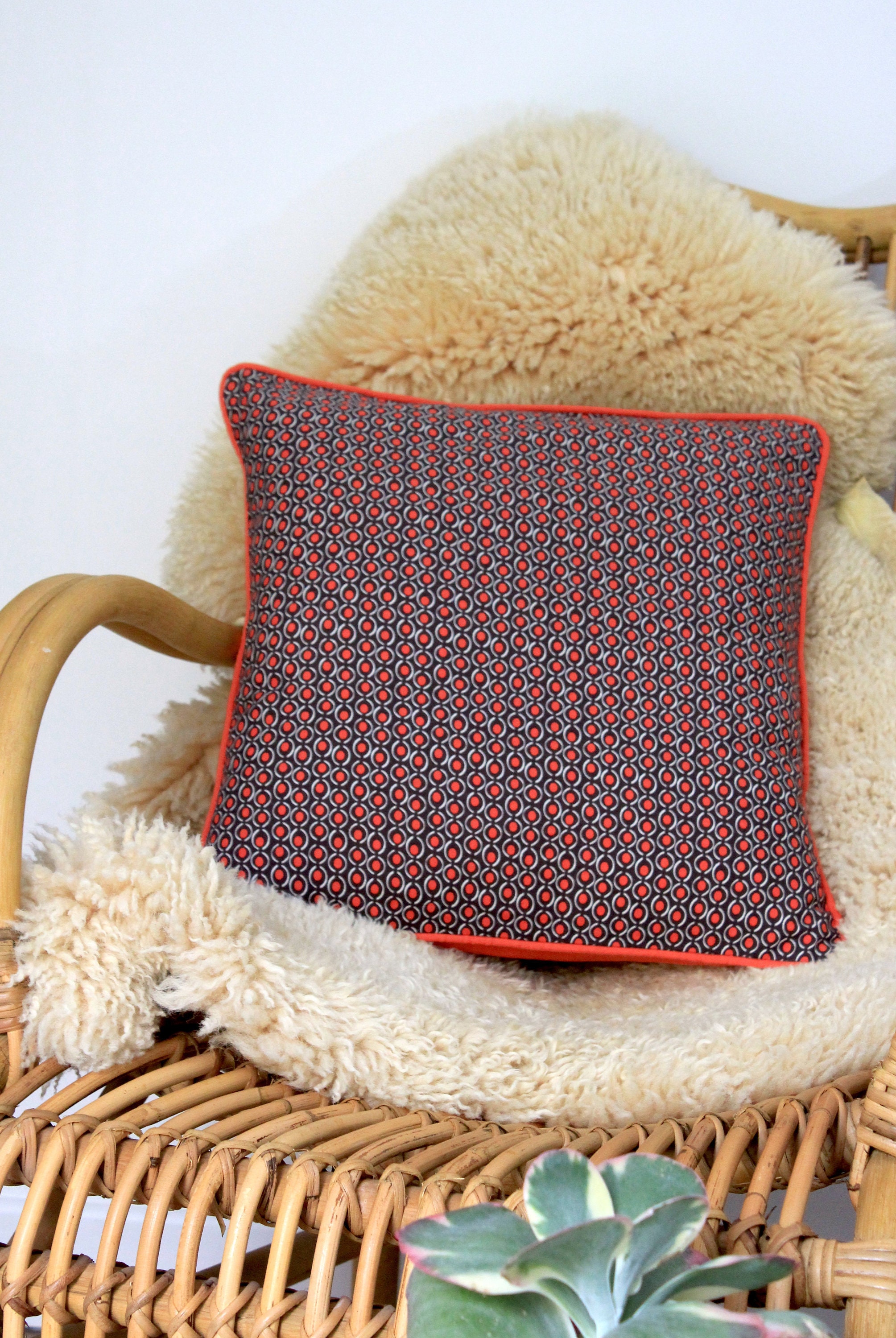 Coussin Intemporel Orange et Marron Hypnose