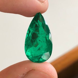 Gorgeous Vivid Green Emerald Gemstone, Eye Clean Green Emerald, Emerald Doublet, Top Quality Emerald Doublet Gemstone Jewellery Making