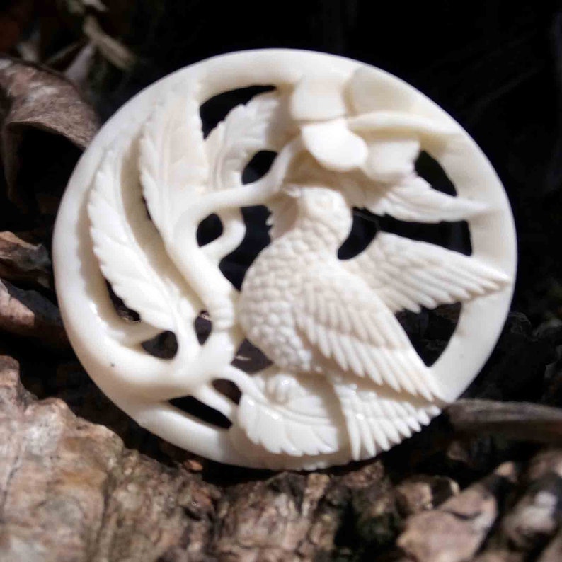 Adorable Hummingbird Focal Bead Recycled Buffalo Bone Bali Carving Good for Pendant For Gift E124