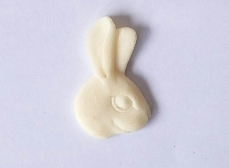 Cute Animal Adorable Rabbit Carved Buffalo Bone Making Jewelry E420