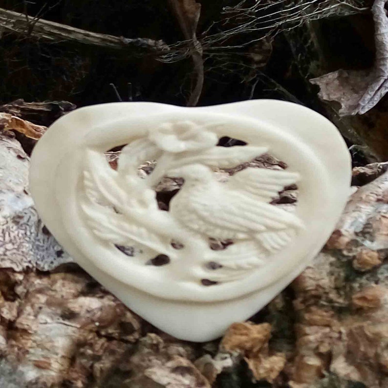 Hummingbird Buffalo Bone Bird Necklace Adorable Jewelry Making Pendant Necklace E14