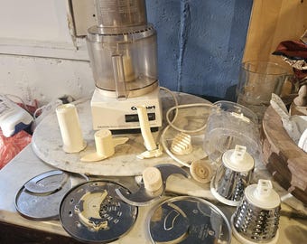 Cuisinart DLC-8 Plus~ Food Processor  ~ With Accessories Vintage Tested&Works