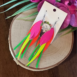 Neon pink/yellow/green/orange feather fringe leather earrings, handmade gift, colorful earrings, trending earrings, party earrings