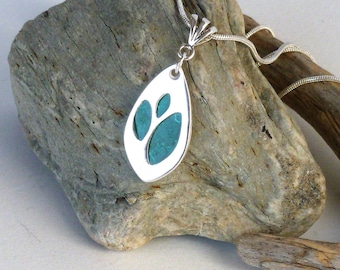 Handmade fine silver pendant, sea green glass enamel in ''champlevé technique''. One of a kind. Perfect gift for her! She will love it!