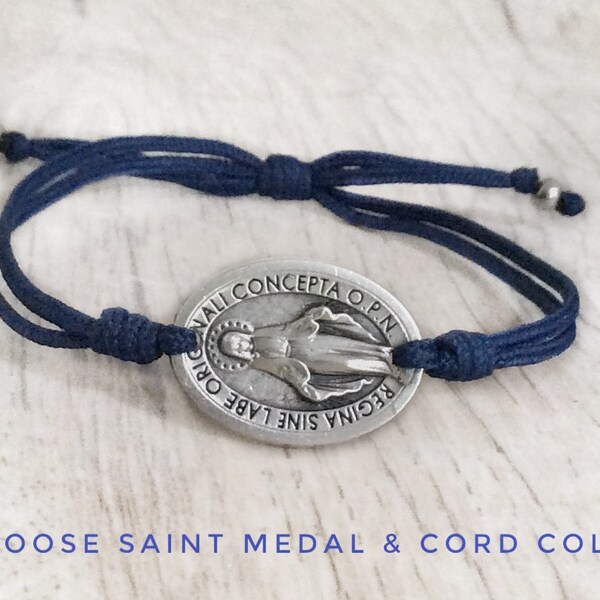 St. Dymphna Medaille Halskette Mit Gebetskarten - Ein Spiritueller Begleiter