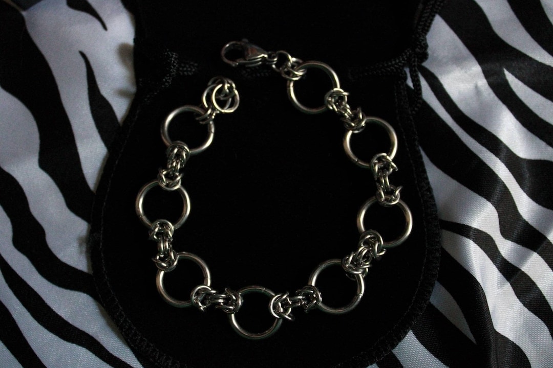 VIV Handmade Gothic Chunky Stainless Steel Byzantine Weave O Ring Bracelet