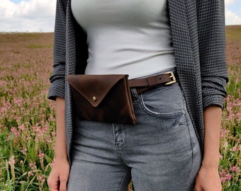 Leather belt bag, Leather waist bag women, Envelope belt bag, Small fanny pack, Bum bag for ladies, Small belt bag for mom