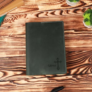 Green Leather Bible Cover for Men, Custom Bible Case, Religious Gift for Pastor, Bible Verse Notebook Cover, Holy Bible Study Journal Cover