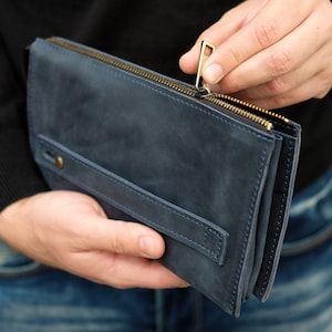 Echtleder Reißverschluss Brieftasche Clutch, graviertes personalisiertes Accessoire für Männer Frauen