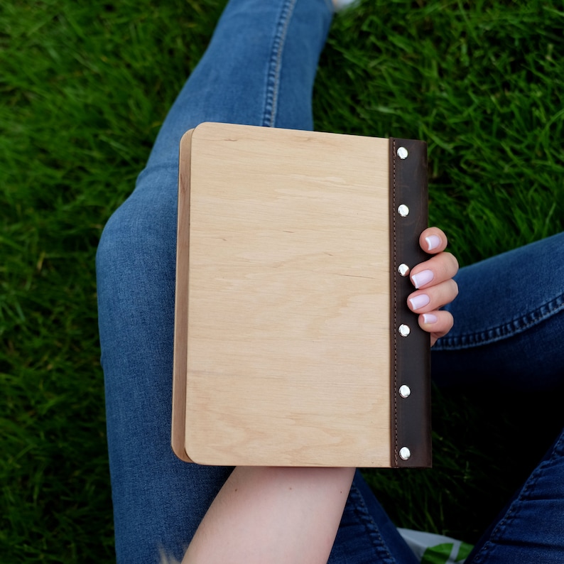 Journal en bois personnalisé, reliure en bois personnalisée, cahier en bois et cuir, reliure à anneaux A5, cahier rechargeable, agenda à anneaux image 4