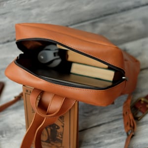 Leather backpack MacBook